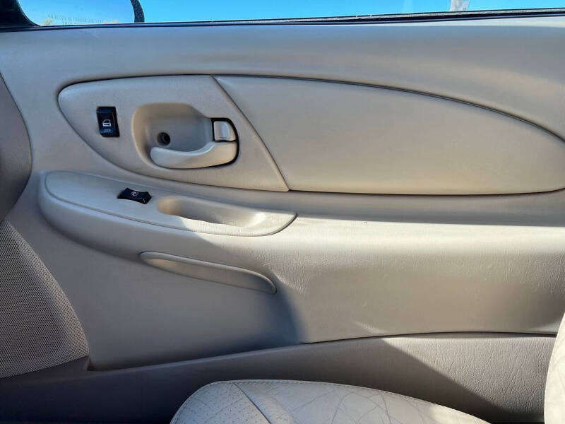 2003 Chevrolet Monte Carlo LS