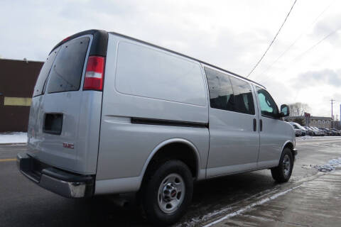 2017 GMC Savana 2500