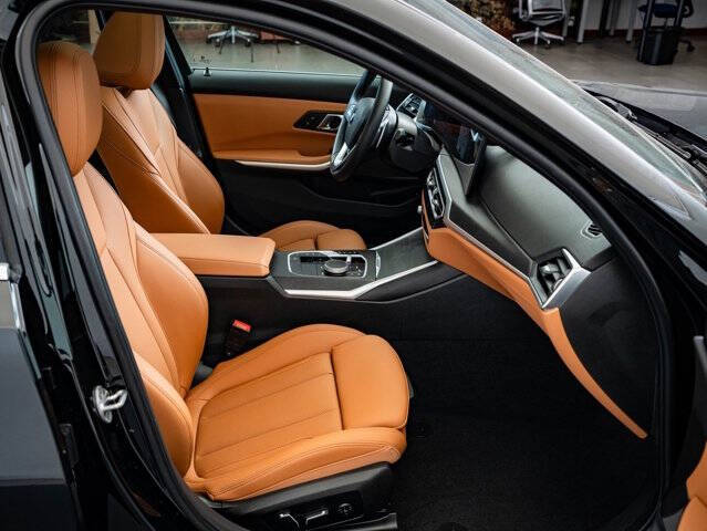 2024 BMW 3 Series 330i xDrive