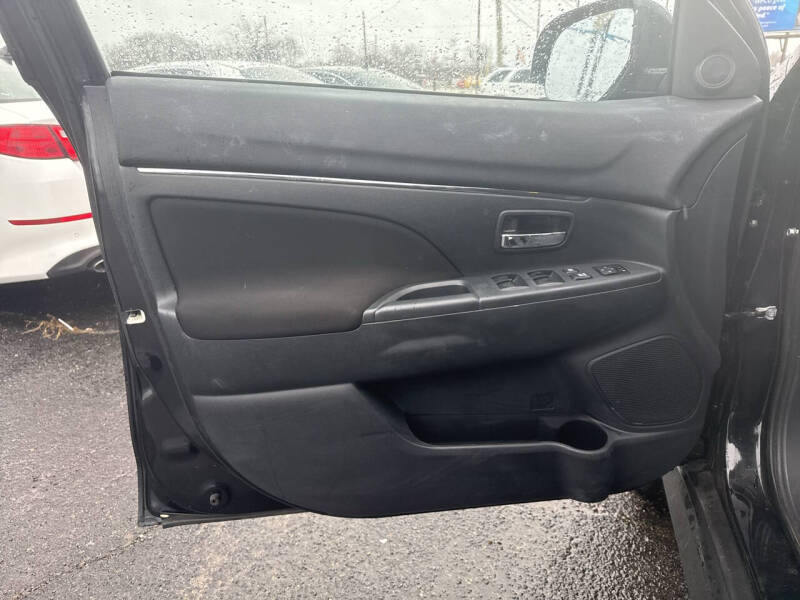 2019 Mitsubishi Outlander Sport ES