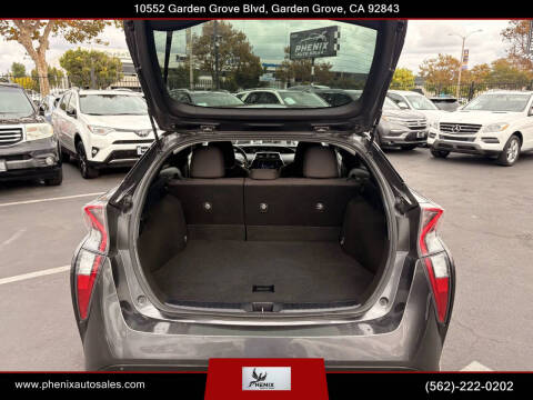 2016 Toyota Prius Two