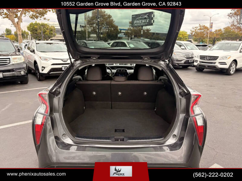 2016 Toyota Prius Two