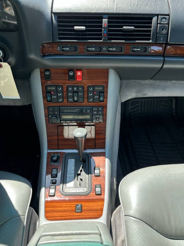 1994 Mercedes-Benz S-Class S 320