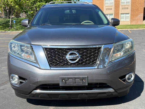 2015 Nissan Pathfinder SL