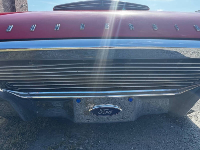 1964 Ford Thunderbird
