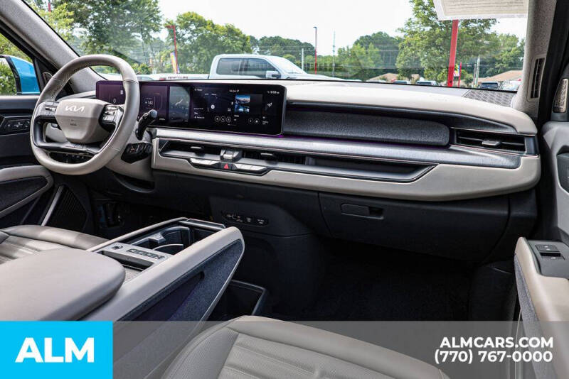 2024 Kia EV9 Land