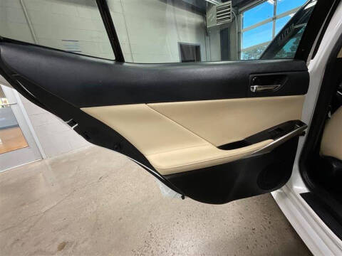 2015 Lexus IS 250