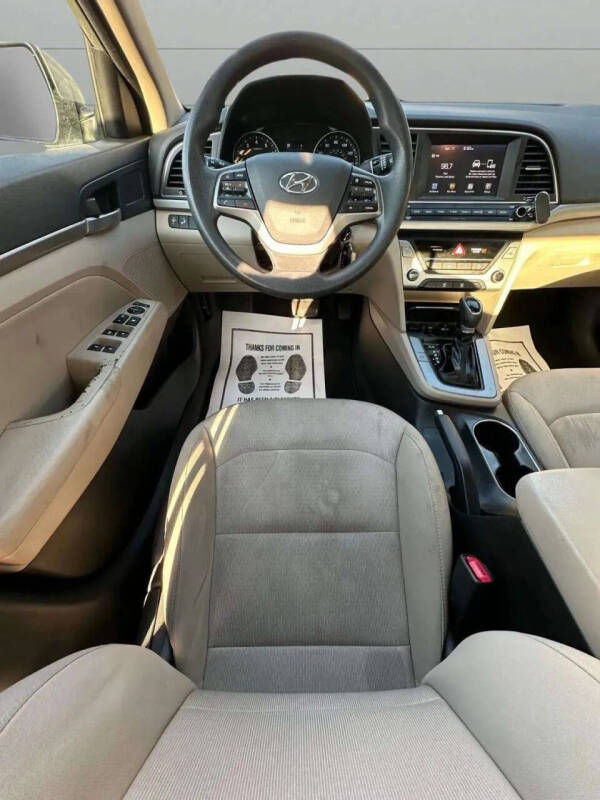 2018 Hyundai Elantra