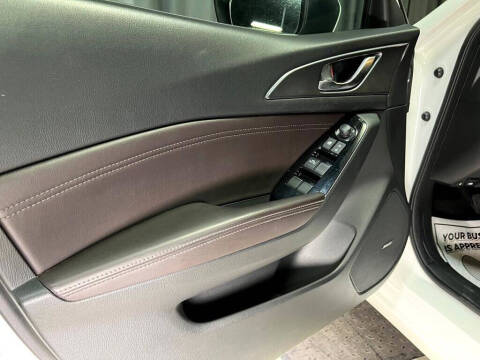 2017 Mazda MAZDA3 Grand Touring