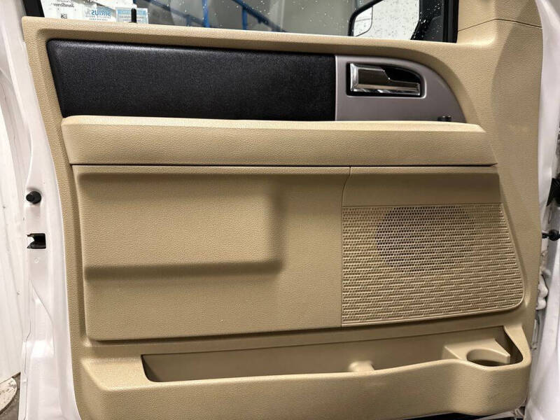 2017 Ford Expedition EL XLT