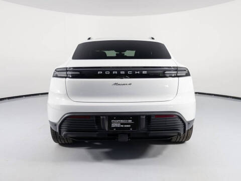 2024 Porsche Macan 4 Electric