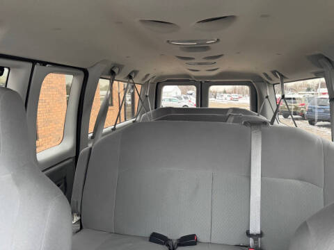 2012 Ford E-Series E-350 SD XLT