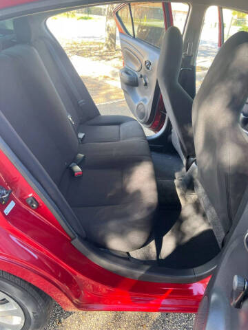 2014 Nissan Versa 1.6 S Plus