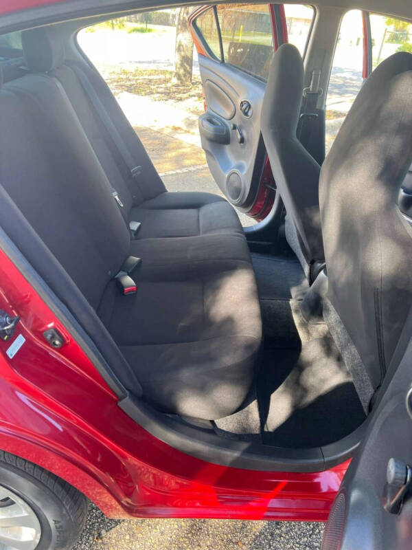 2014 Nissan Versa 1.6 S Plus