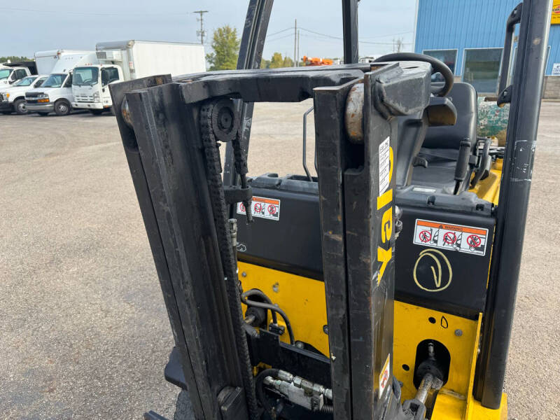 2015 Yale GLP030