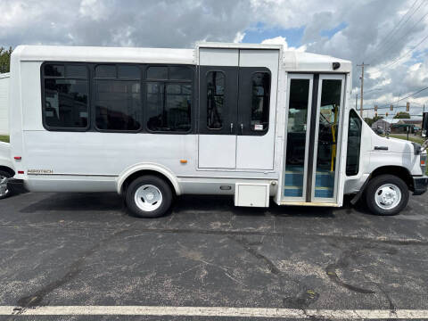 2010 Ford E-Series E-450 SD