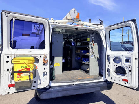 2010 Ford E-Series E-250