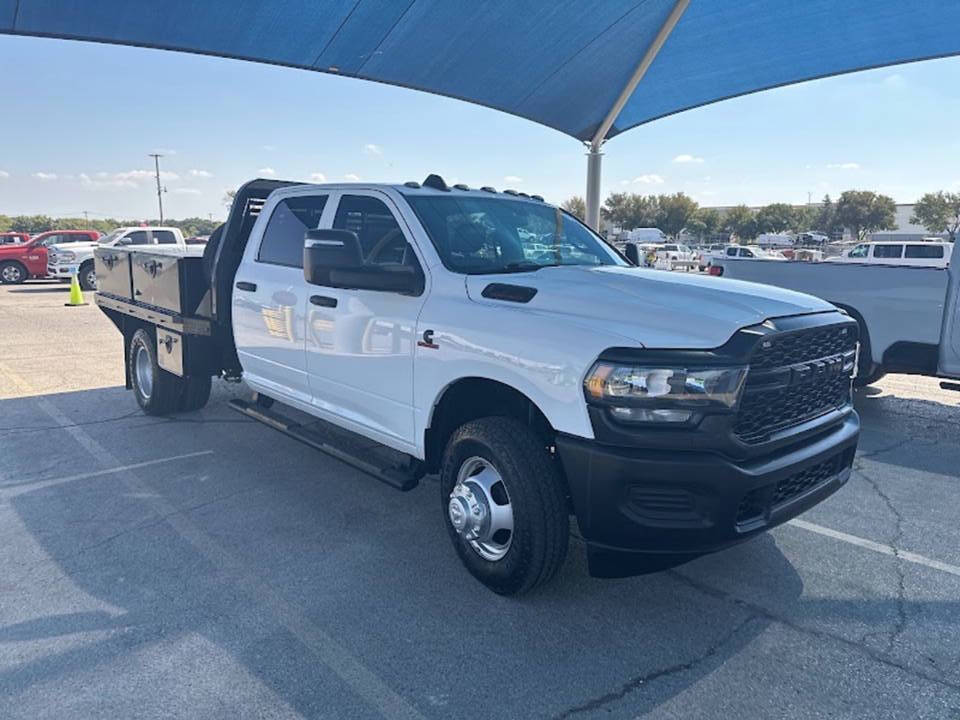 2024 RAM 3500 Tradesman 4x4 4dr Crew Cab 172.4 in. WB DRW Chassis 