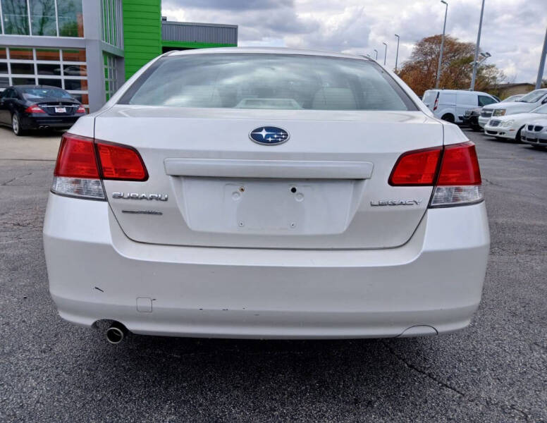2010 Subaru Legacy 2.5i