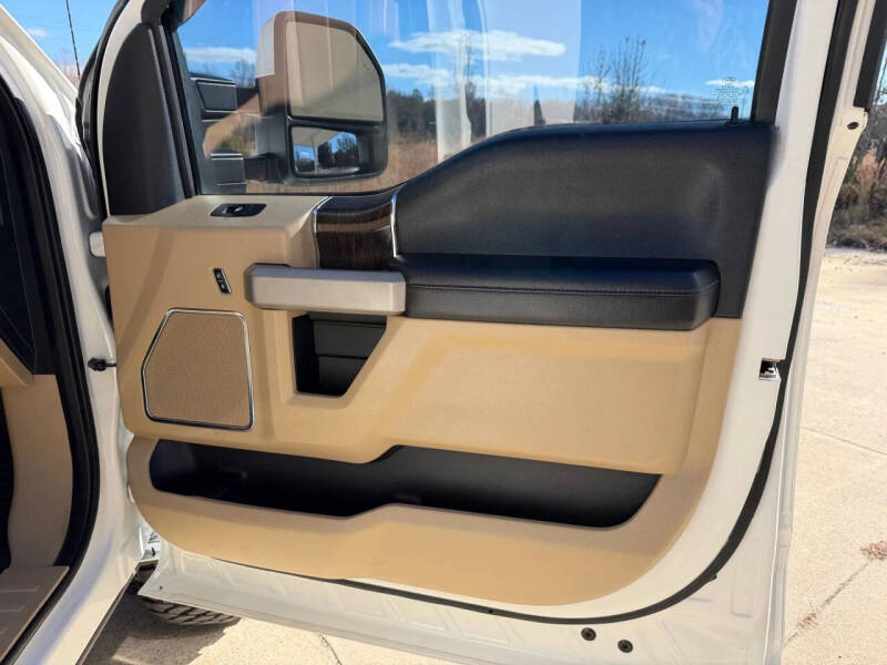 2020 Ford F-350 Super Duty Lariat