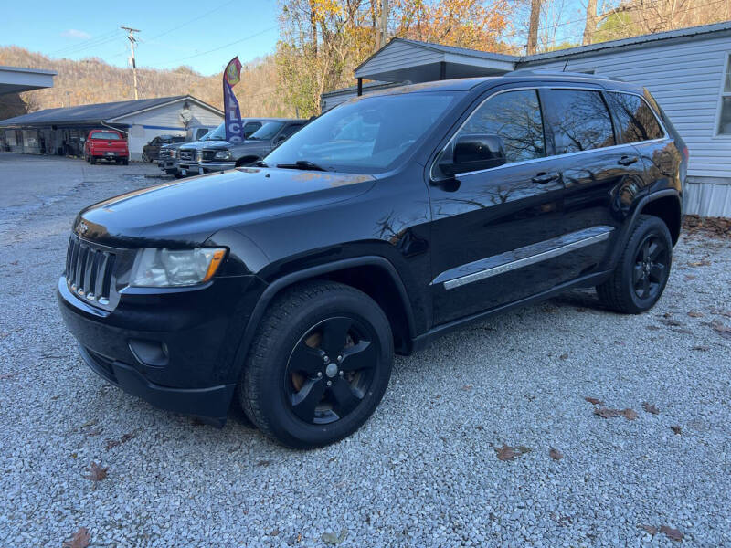 2012 Jeep Grand Cherokee Laredo photo 2