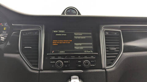 2015 Porsche Macan S