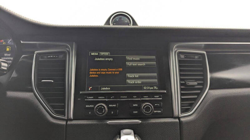 2015 Porsche Macan S