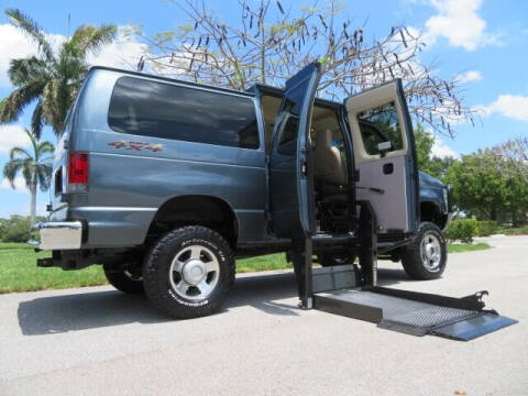 2013 Ford E-Series E-150 XLT