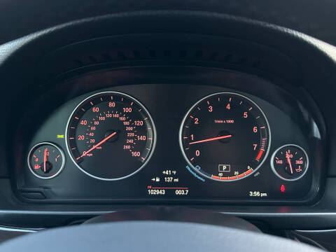 2015 BMW 5 Series 528i xDrive