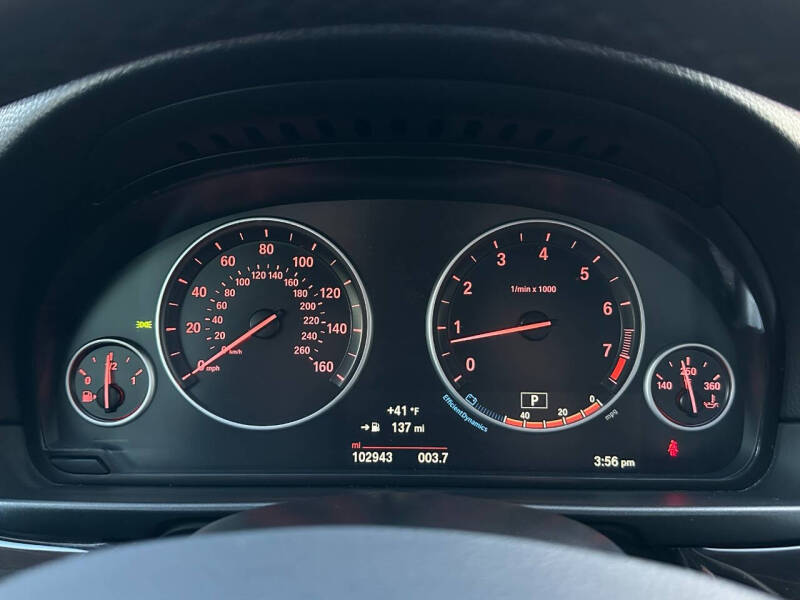 2015 BMW 5 Series 528i xDrive