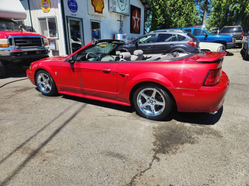 2000 Ford Mustang