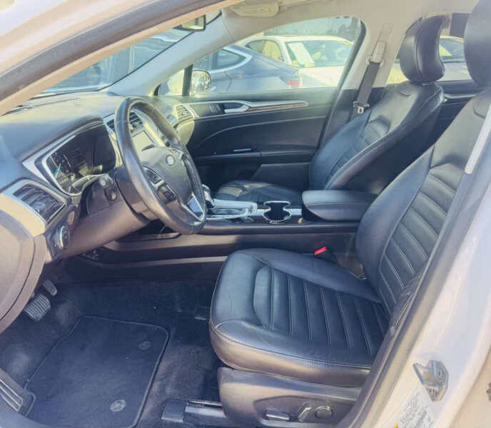 2016 Ford Fusion Hybrid SE