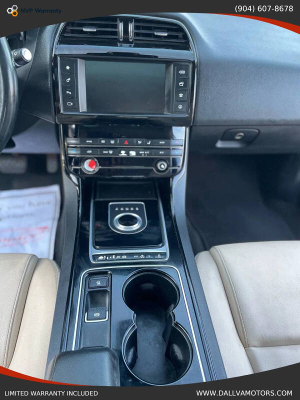 2017 Jaguar XE 25t Premium