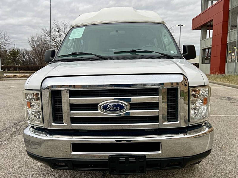 2013 Ford E-Series E-350 SD