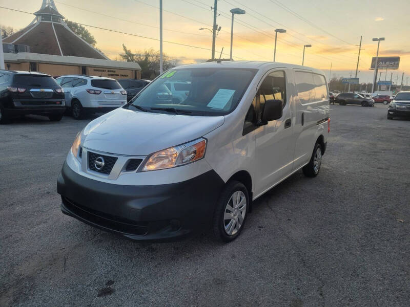 2016 Nissan NV200 SV photo 3