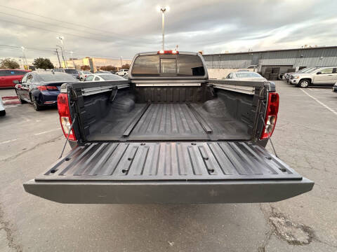 2020 Nissan Frontier SV