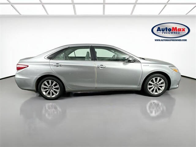 2016 Toyota Camry Hybrid XLE