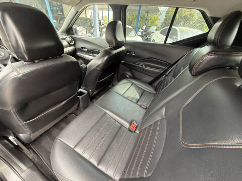 2019 Nissan Kicks SR