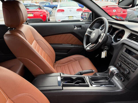 2012 Ford Mustang V6 Premium