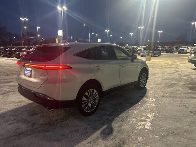 2022 Toyota Venza XLE