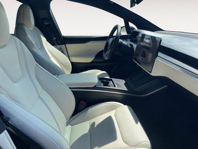 2024 Tesla Model X Plaid