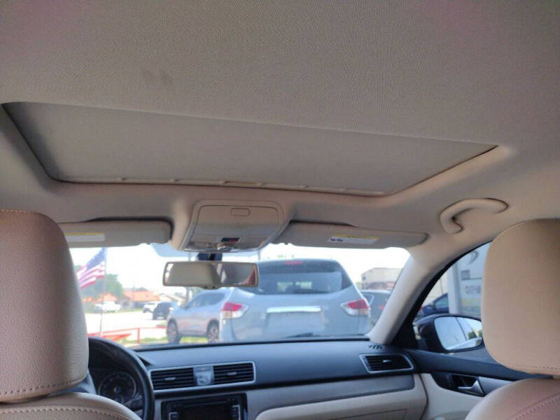 2014 Volkswagen Passat 1.8T SE PZEV