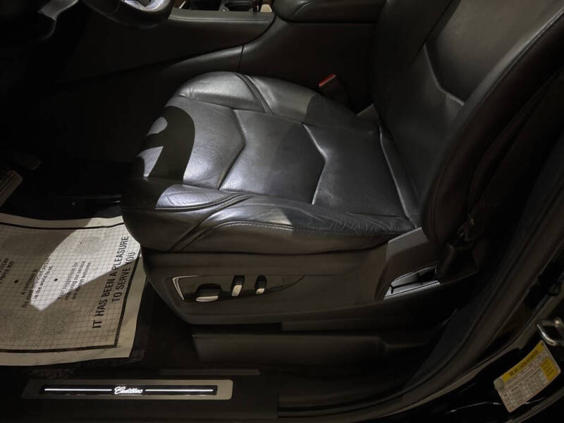 2019 Cadillac Escalade Standard