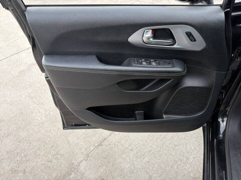 2020 Chrysler Pacifica Touring L Plus
