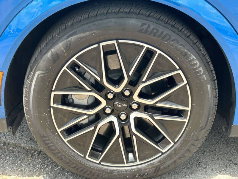 2025 Ford Mustang Mach-E Premium