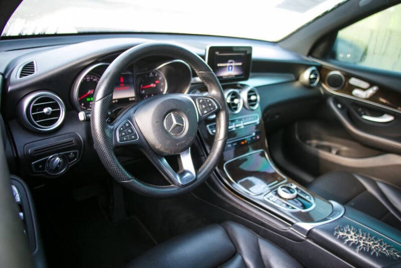 2019 Mercedes-Benz GLC GLC 300 4MATIC