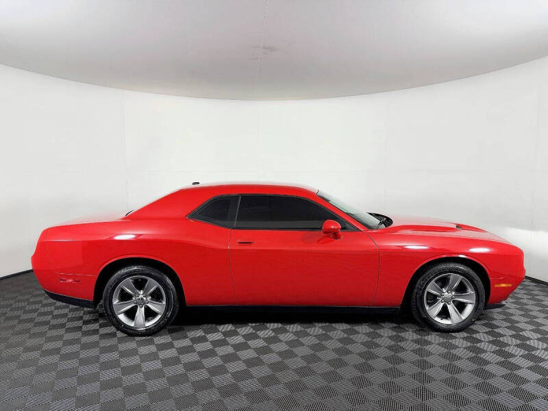 2015 Dodge Challenger SXT