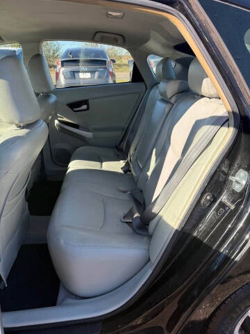 2010 Toyota Prius III