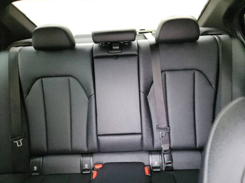 2021 BMW 3 Series 330i