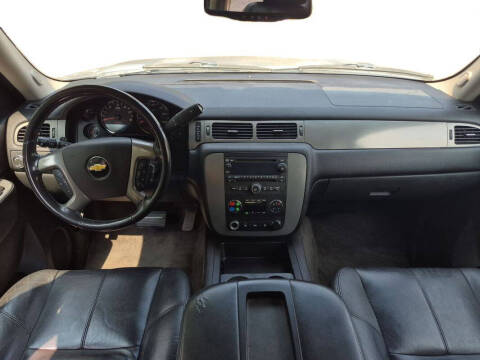 2011 Chevrolet Suburban LT